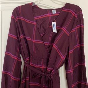Old Navy plaid maternity dress